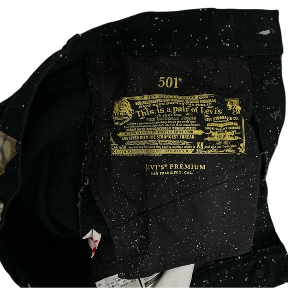 Levi’s X Star Wars 501 Original Straight Crop Jean size 25 in Black Multi - Picture 8 of 10